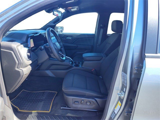 Used 2024 Chevrolet Colorado LT w/ LT Convenience Package II image 19