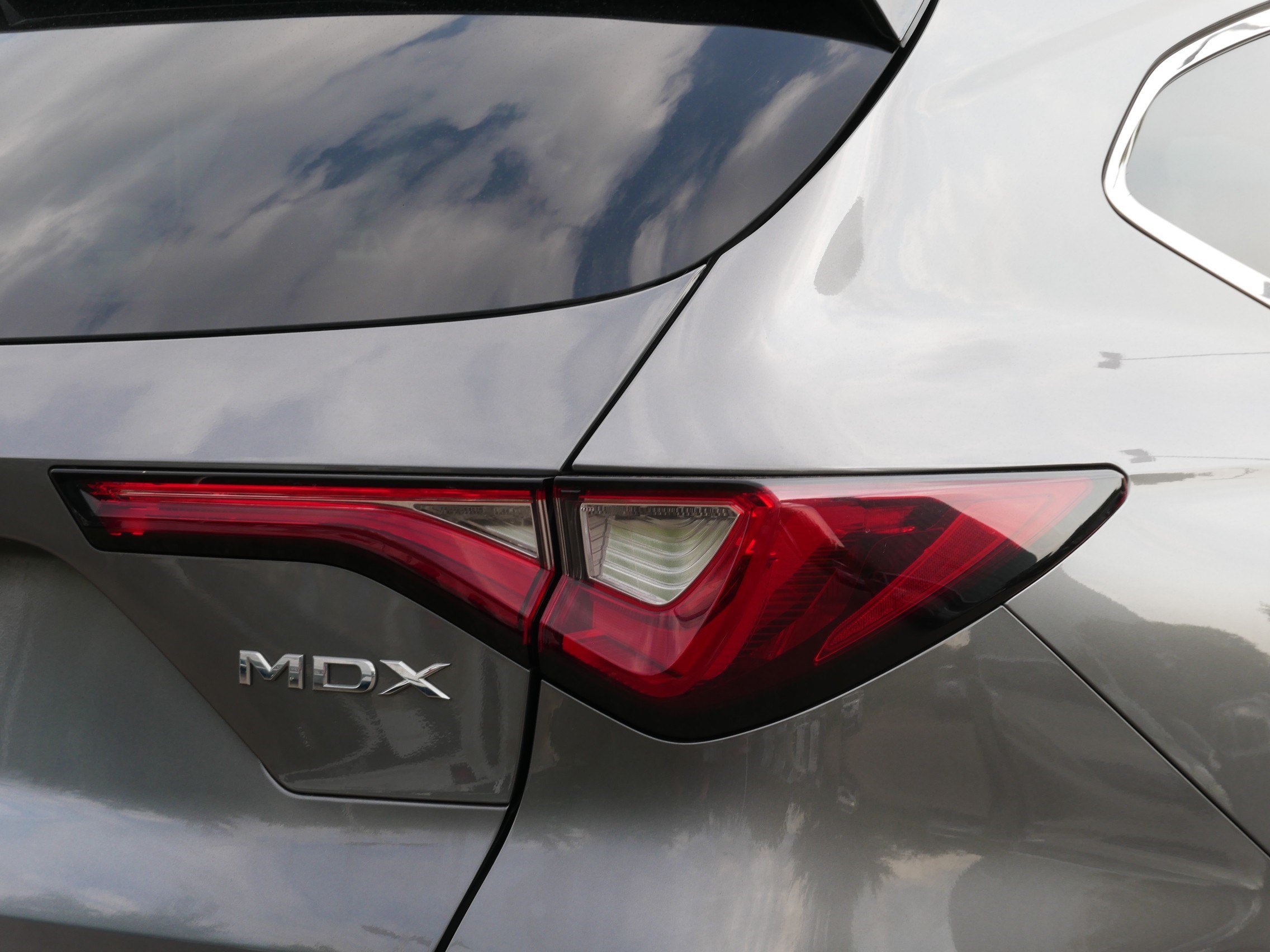 Certified 2024 Acura MDX SH-AWD w/ Technology Package image 17