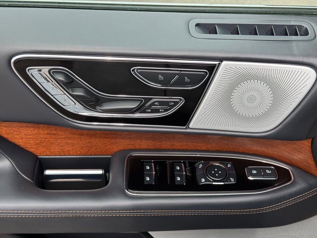 Used 2023 Lincoln Navigator Black Label image 28