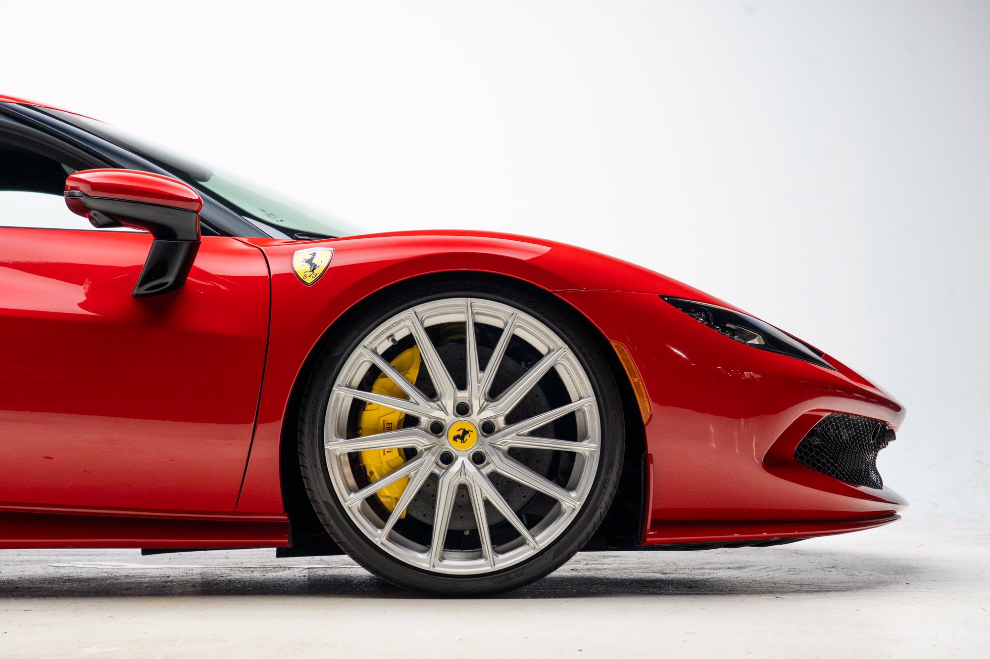 Used 2023 Ferrari 296 GTB RWD image 72