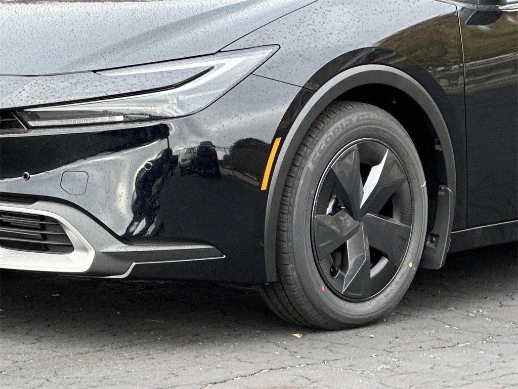 New 2026 Toyota Prius Plug-In Hybrid image 7