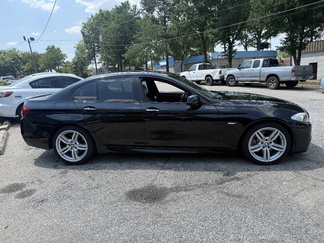 Used 2013 BMW 535i xDrive Sedan AWD/4WD image 4