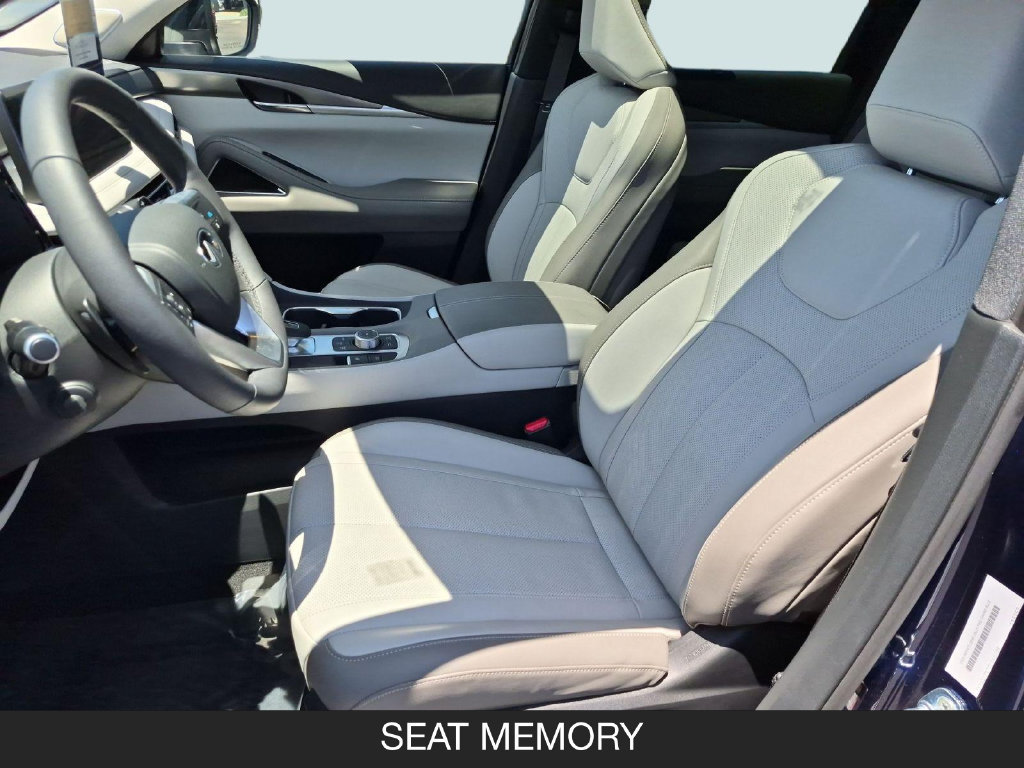 Certified 2026 INFINITI QX60 Luxe w/ Cargo Package FWD image 14