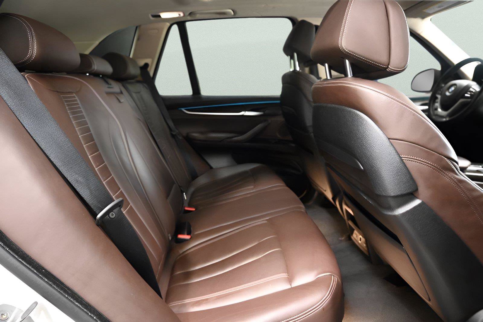 Used 2015 BMW X5 xDrive50i AWD/4WD image 19