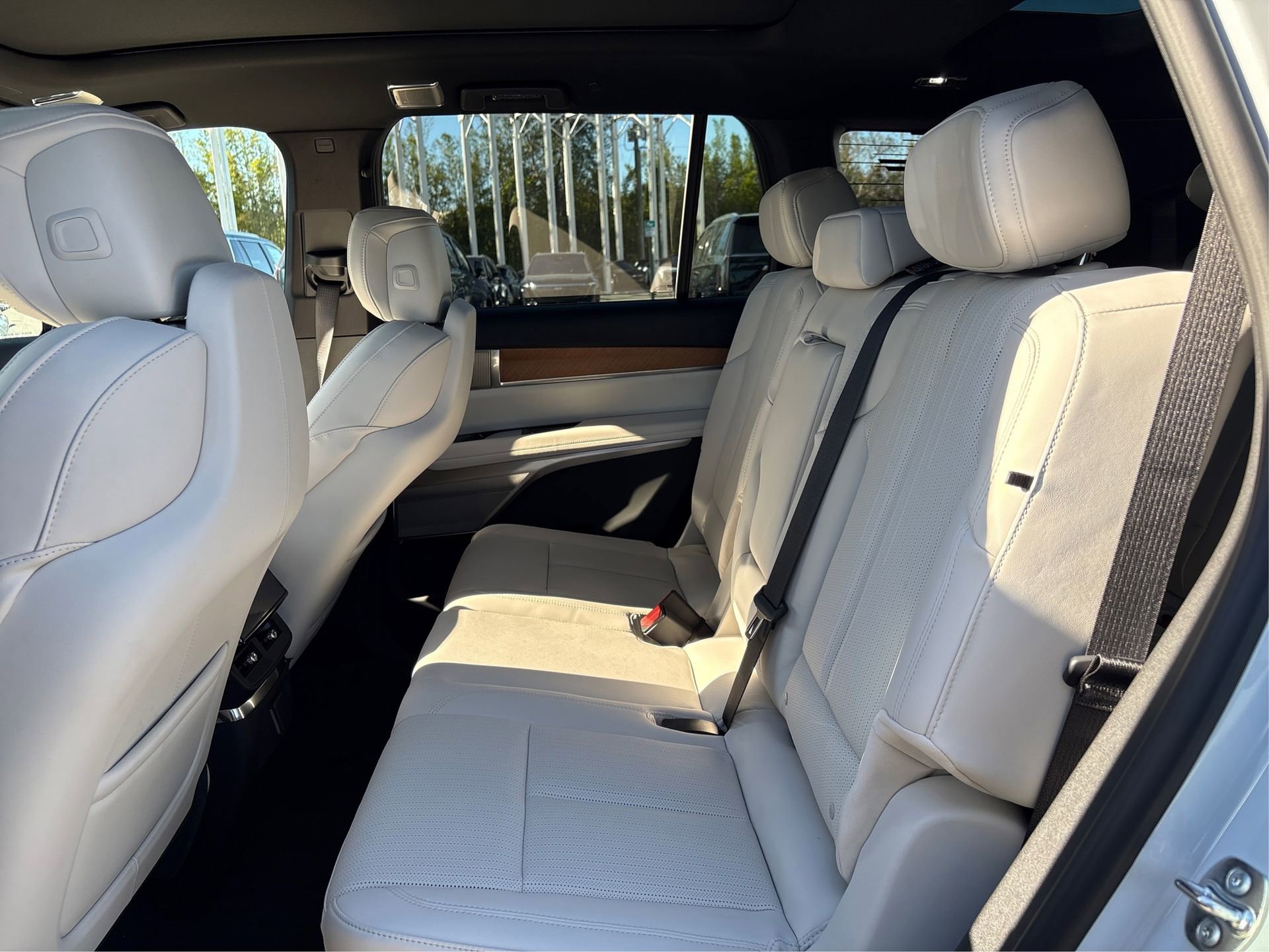 New 2026 Cadillac Vistiq Luxury image 10