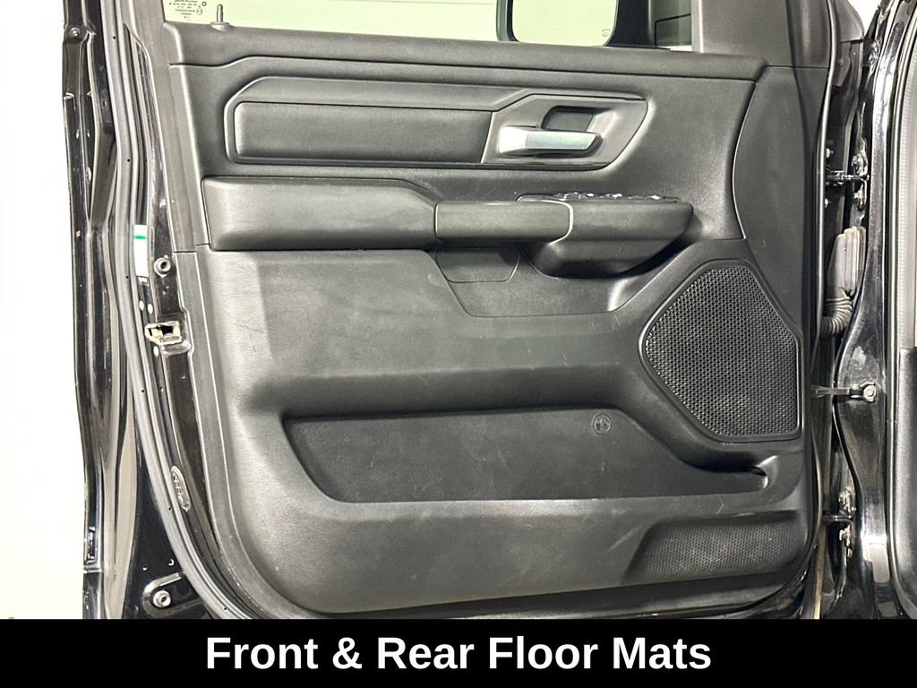 Used 2019 RAM 1500 Tradesman w/ SXT Appearance Group AWD/4WD image 15