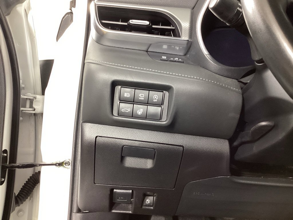 Used 2023 Toyota Highlander Platinum AWD/4WD image 12