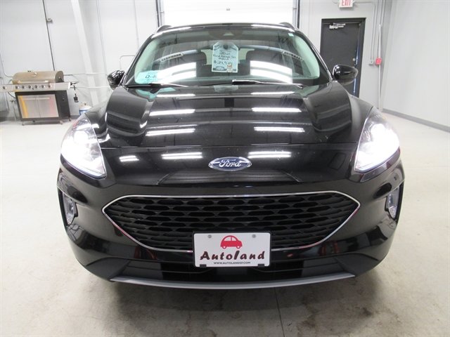 Used 2021 Ford Escape SEL w/ Technology Package image 2