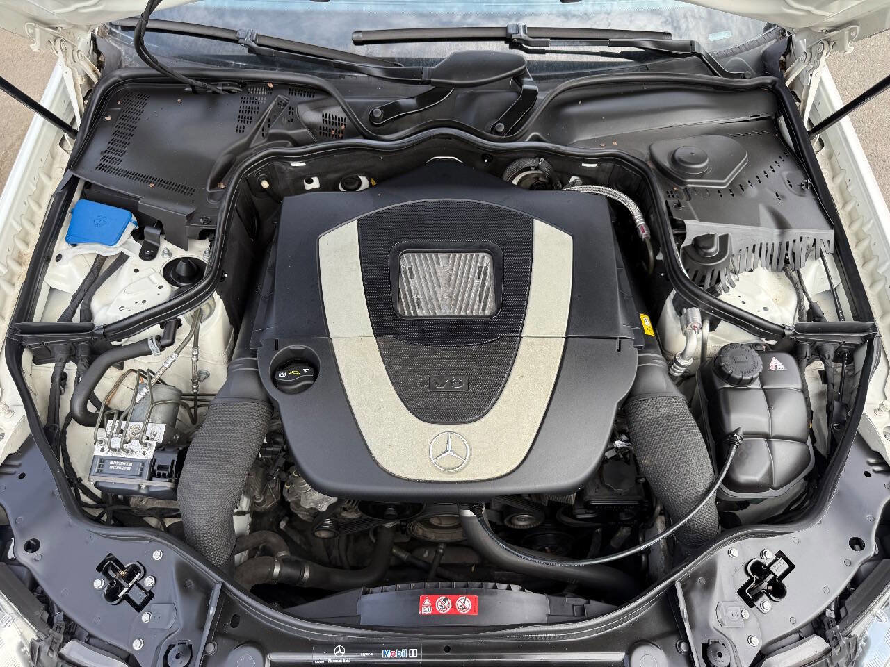 Used 2009 Mercedes-Benz E 350 Sedan image 16