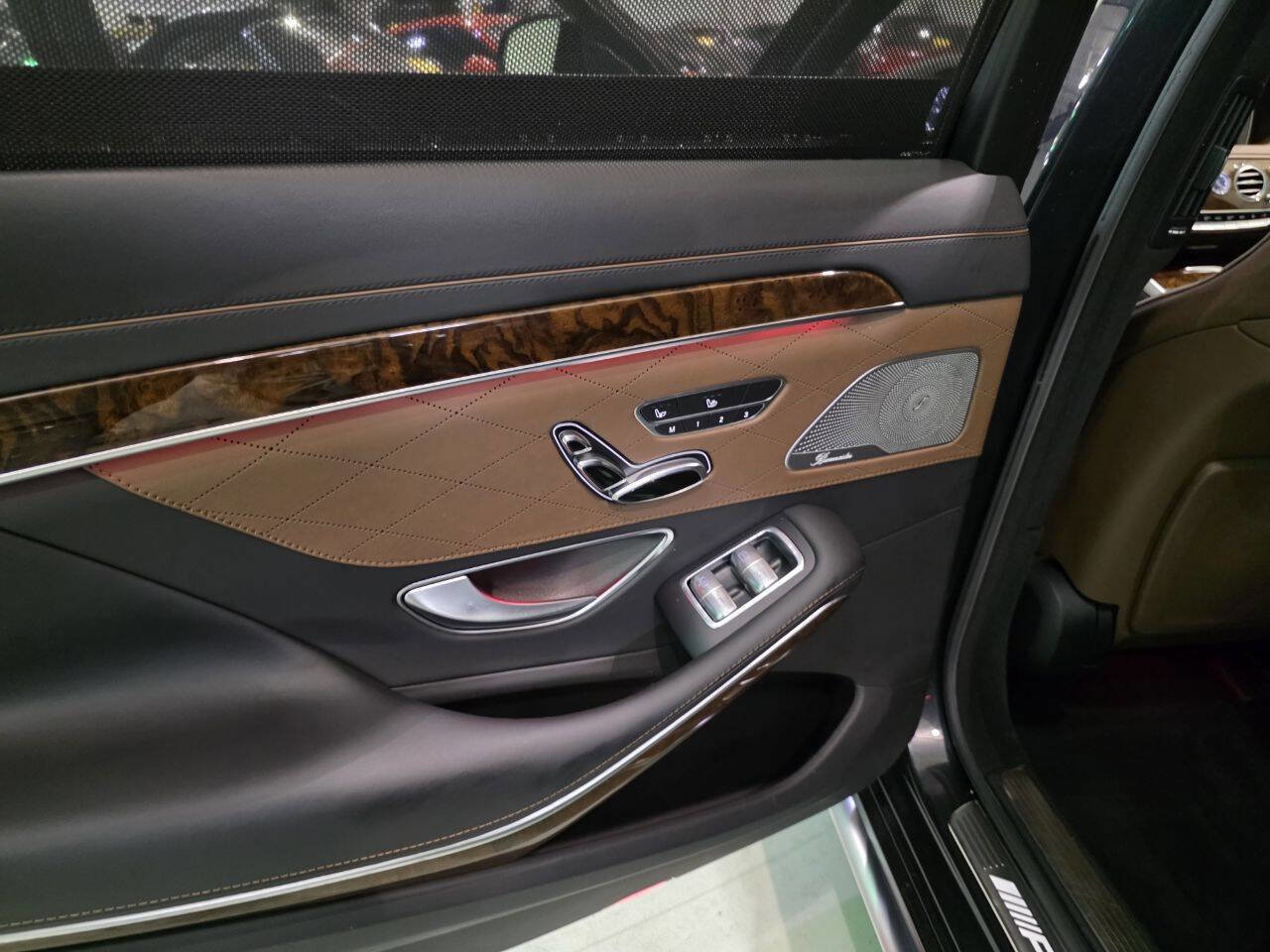 Used 2014 Mercedes-Benz S 63 AMG 4MATIC Sedan w/ Rear Seat Package image 60