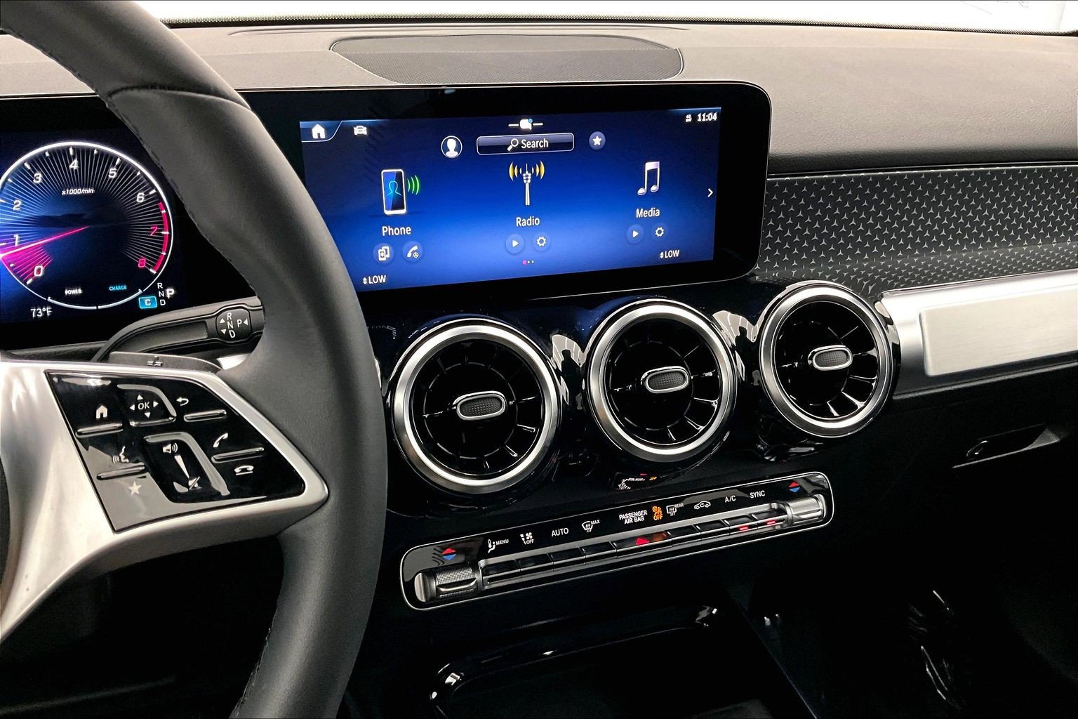 Used 2026 Mercedes-Benz GLB 250 image 5