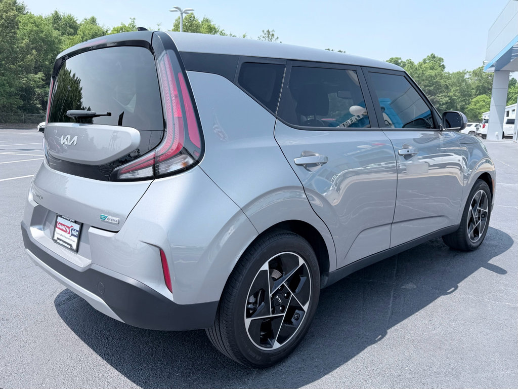 Used 2024 Kia Soul EX FWD image 6