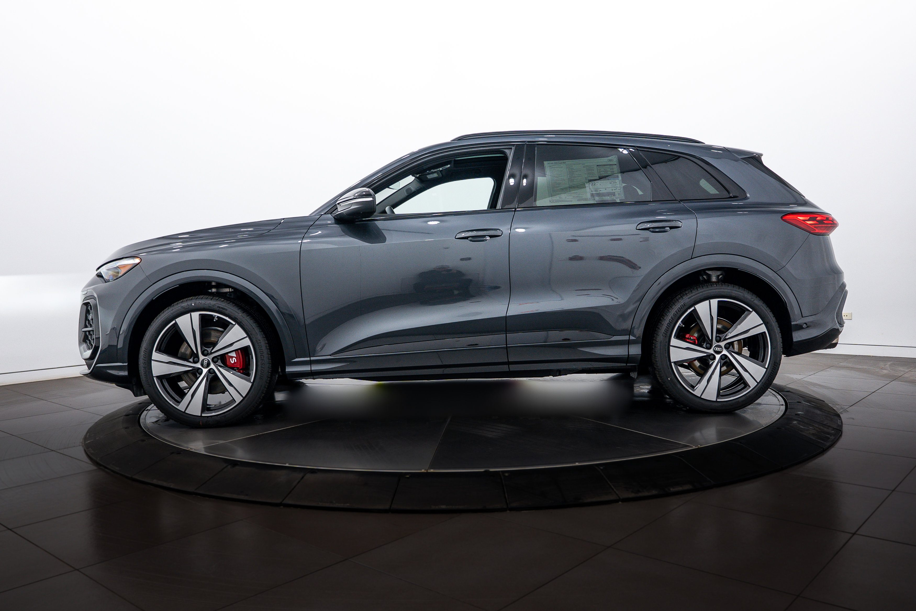 New 2025 Audi SQ5 Premium Plus image 7