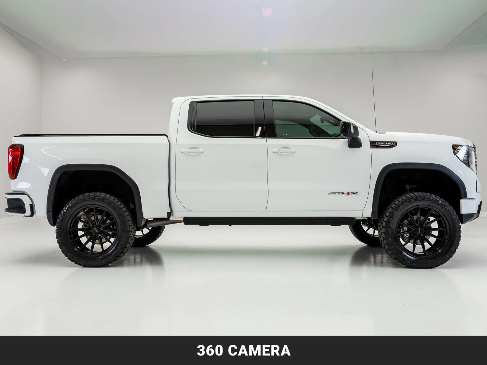 Used 2023 GMC Sierra 1500 AT4X AWD/4WD image 11
