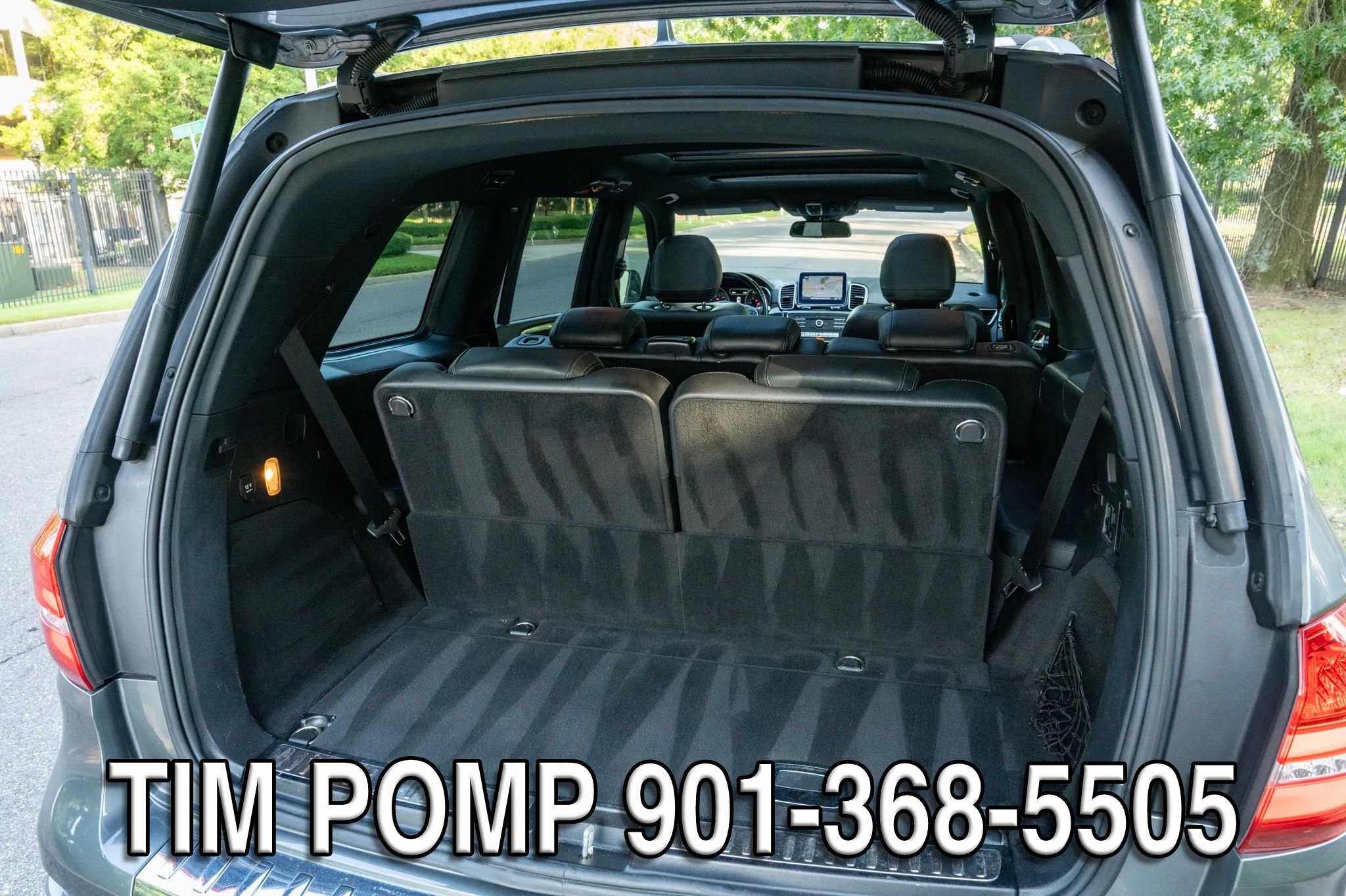 Used 2018 Mercedes-Benz GLS 450 4MATIC w/ Premium Package image 11