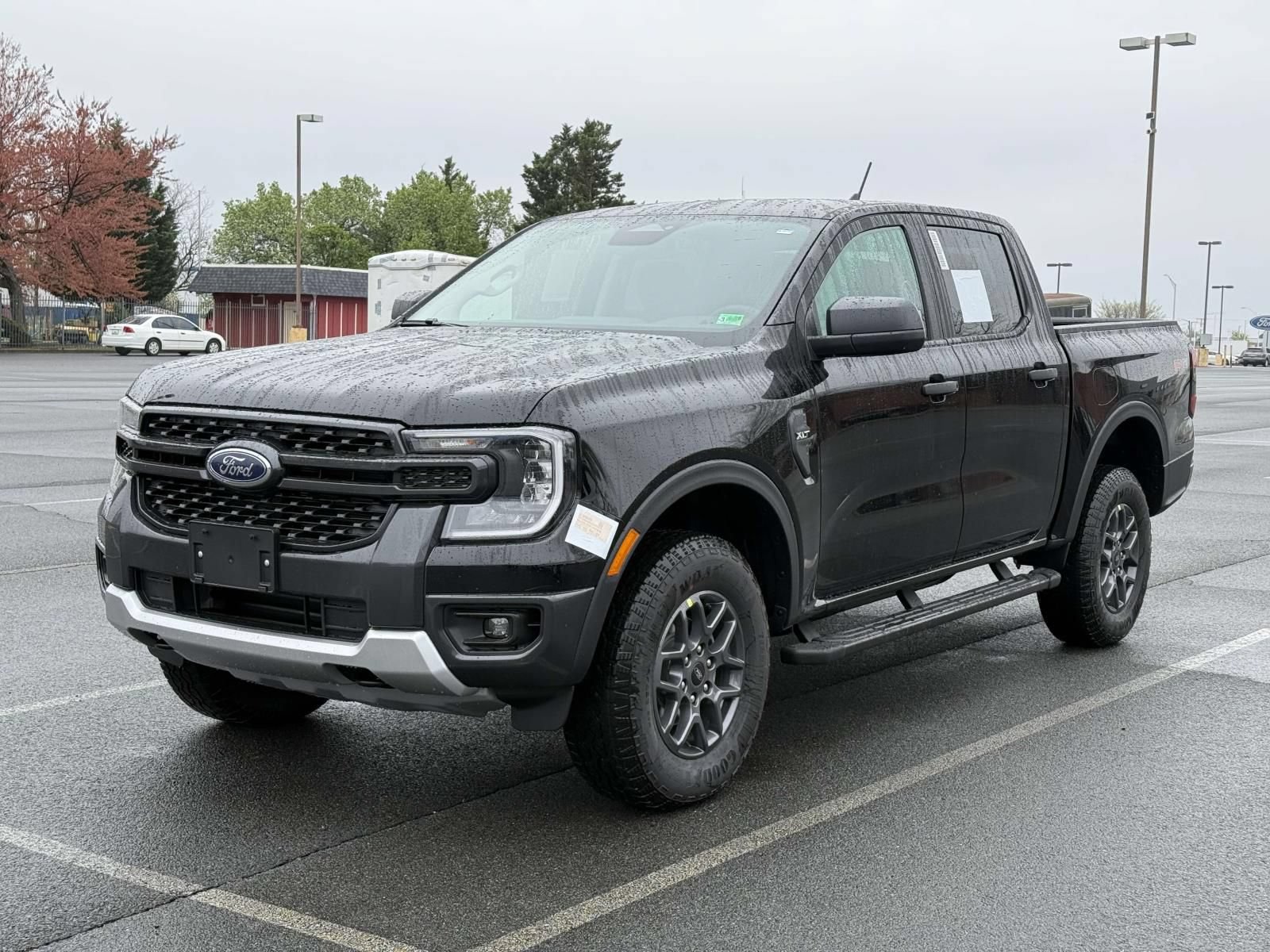New 2025 Ford Ranger XLT w/ FX4 Off-Road Package AWD/4WD image 5