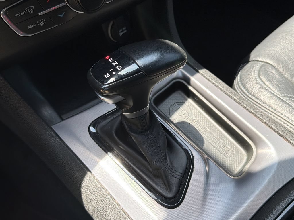 Used 2019 Dodge Charger SXT w/ Blacktop Package RWD image 21