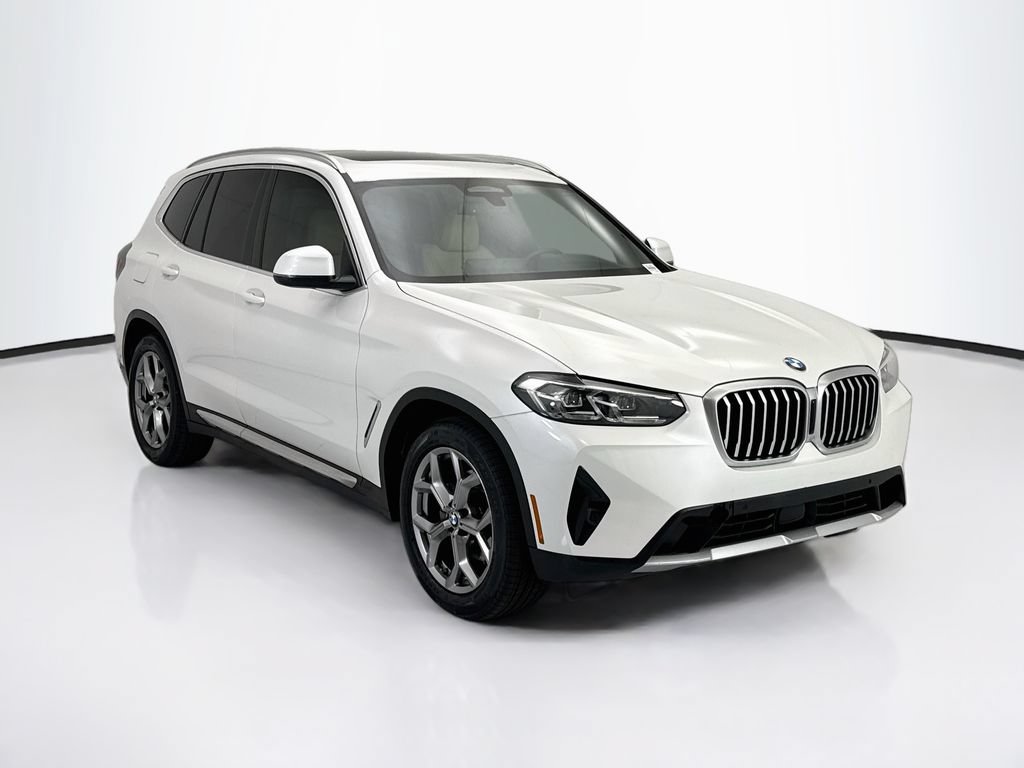 Certified 2024 BMW X3 sDrive30i w/ Premium Package RWD image 3