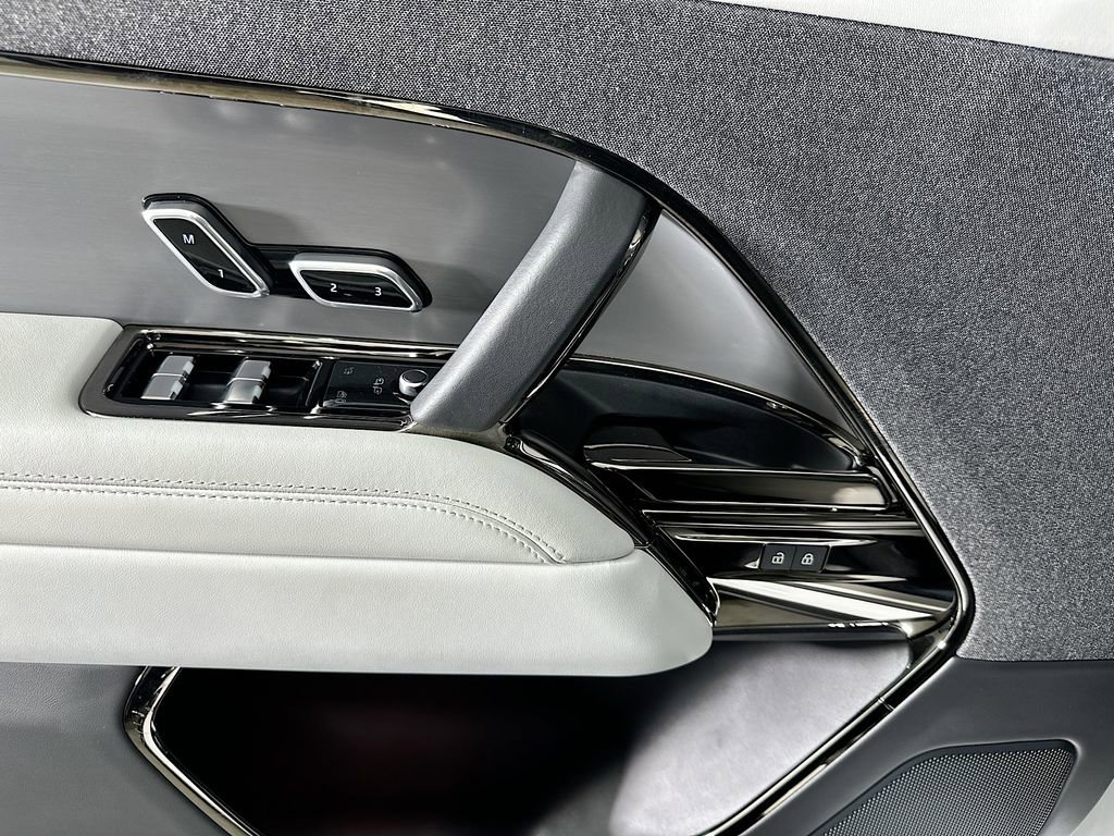 Used 2023 Land Rover Range Rover Sport SE image 20