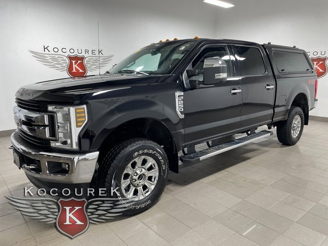 Used 2019 Ford F250 XLT w/ XLT Premium Package image 3