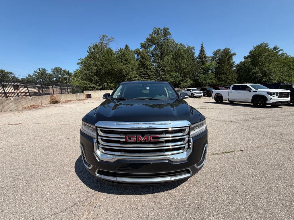 Certified 2023 GMC Acadia SLE FWD image 3