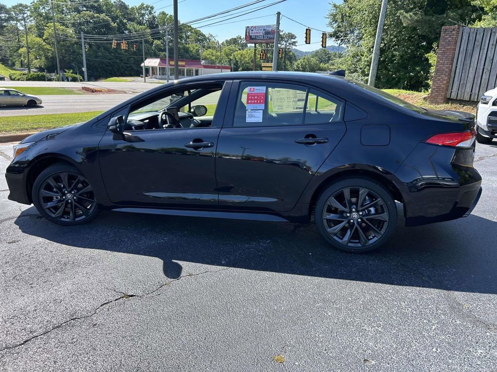 New 2026 Toyota Corolla SE w/ SE Premium Package FWD image 6