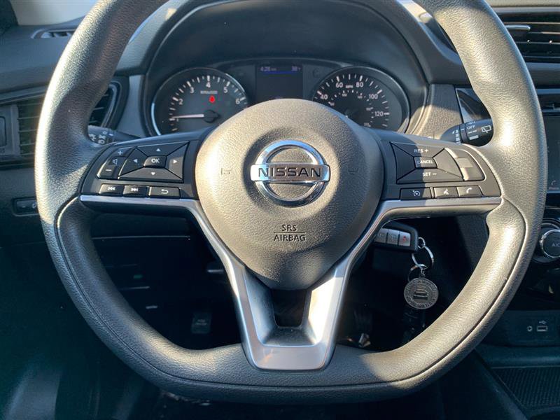 Used 2019 Nissan Rogue Sport S image 23