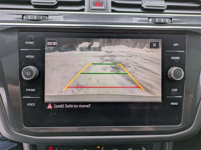 Used 2023 Volkswagen Tiguan SE R-Line image 12