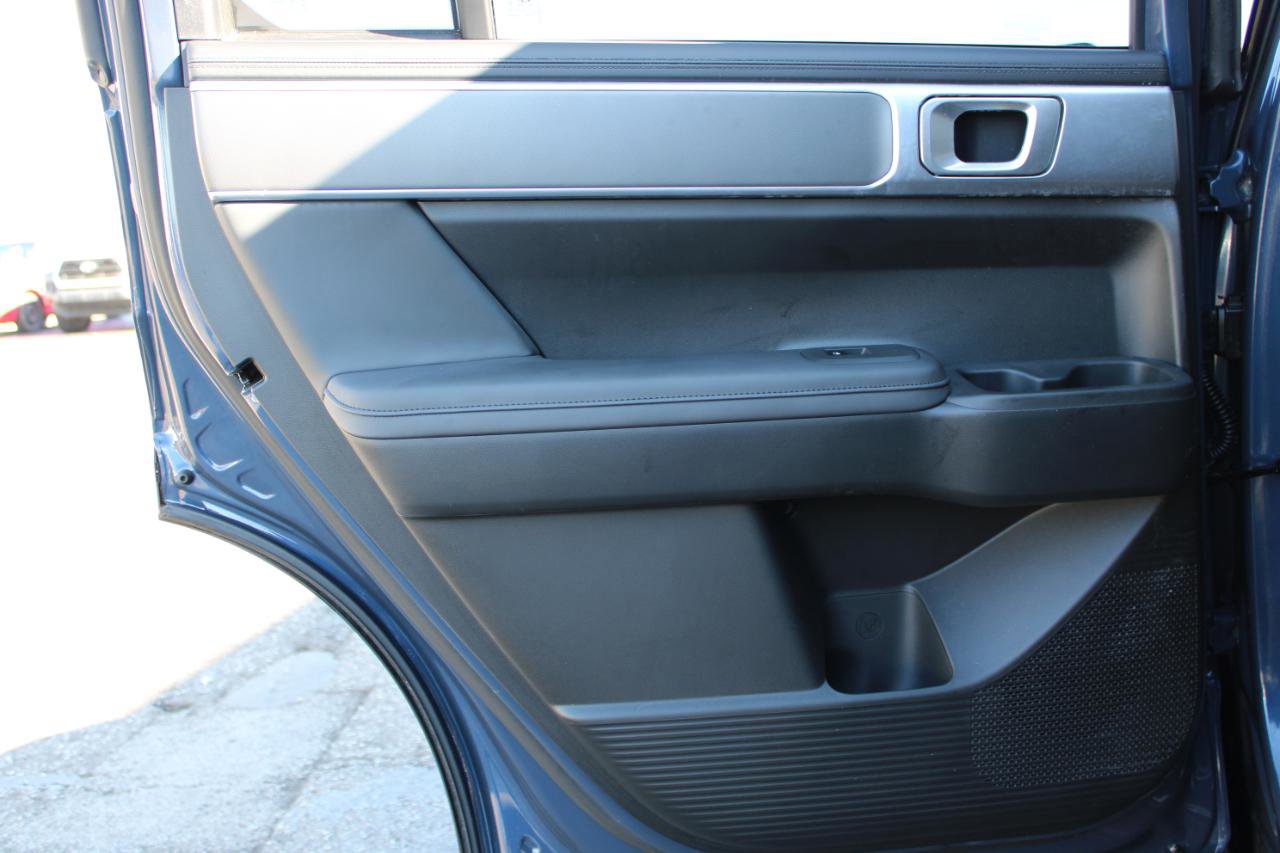 Used 2025 Hyundai Santa Fe SEL image 34