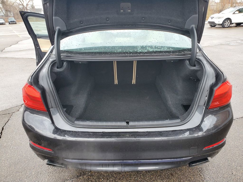 Used 2020 BMW 540i xDrive w/ Convenience Package image 9