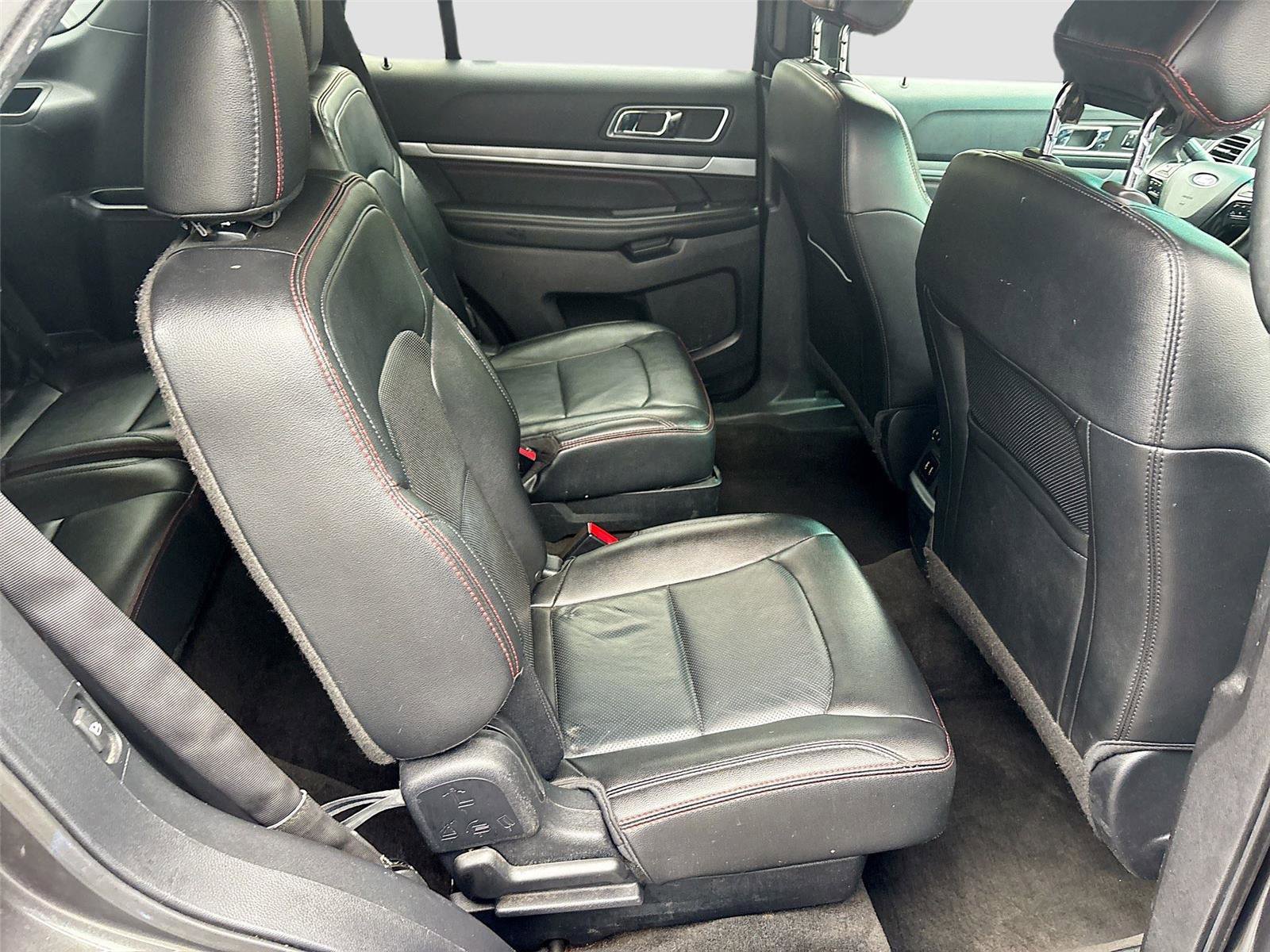 Used 2016 Ford Explorer Sport w/ Equipment Group 401A AWD/4WD image 28