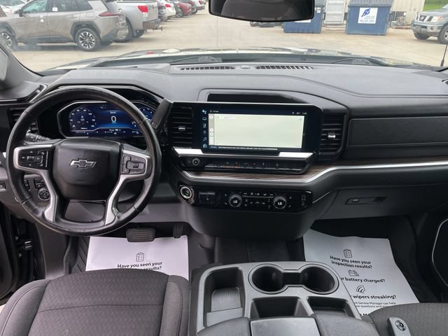 Used 2022 Chevrolet Silverado 1500 RST AWD/4WD image 22