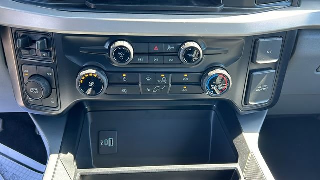 New 2026 Ford F250 XLT w/ FX4 Off-Road Package image 24