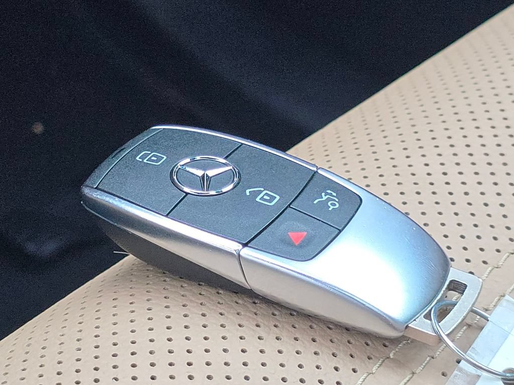 Certified 2024 Mercedes-Benz GLS 450 4MATIC image 41