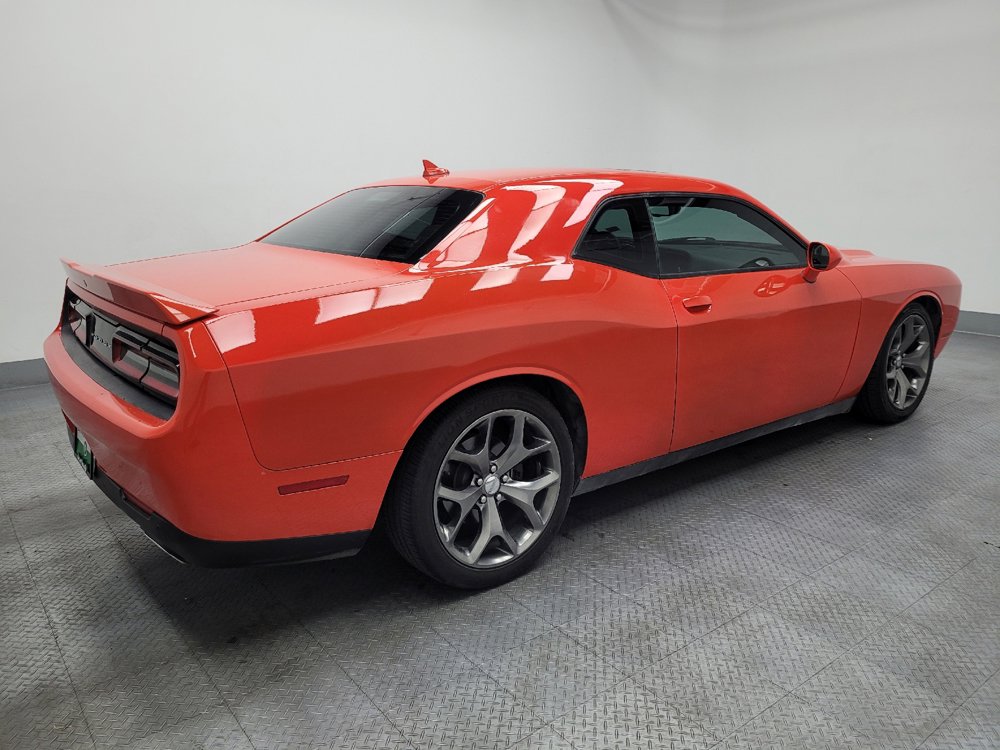 Used 2016 Dodge Challenger SXT Plus RWD image 10