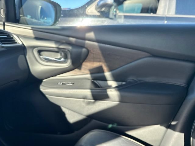 Used 2020 Nissan Murano Platinum FWD image 12