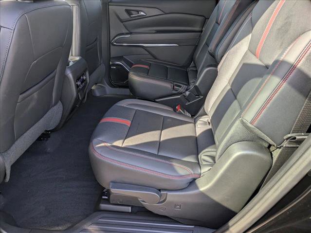 New 2026 Chevrolet Traverse RS image 15