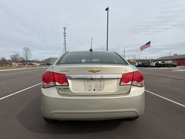 Used 2015 Chevrolet Cruze LT image 4