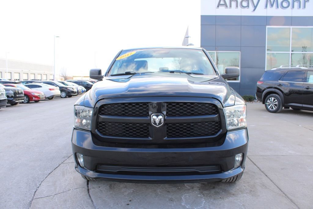 Used 2017 RAM 1500 Express image 2
