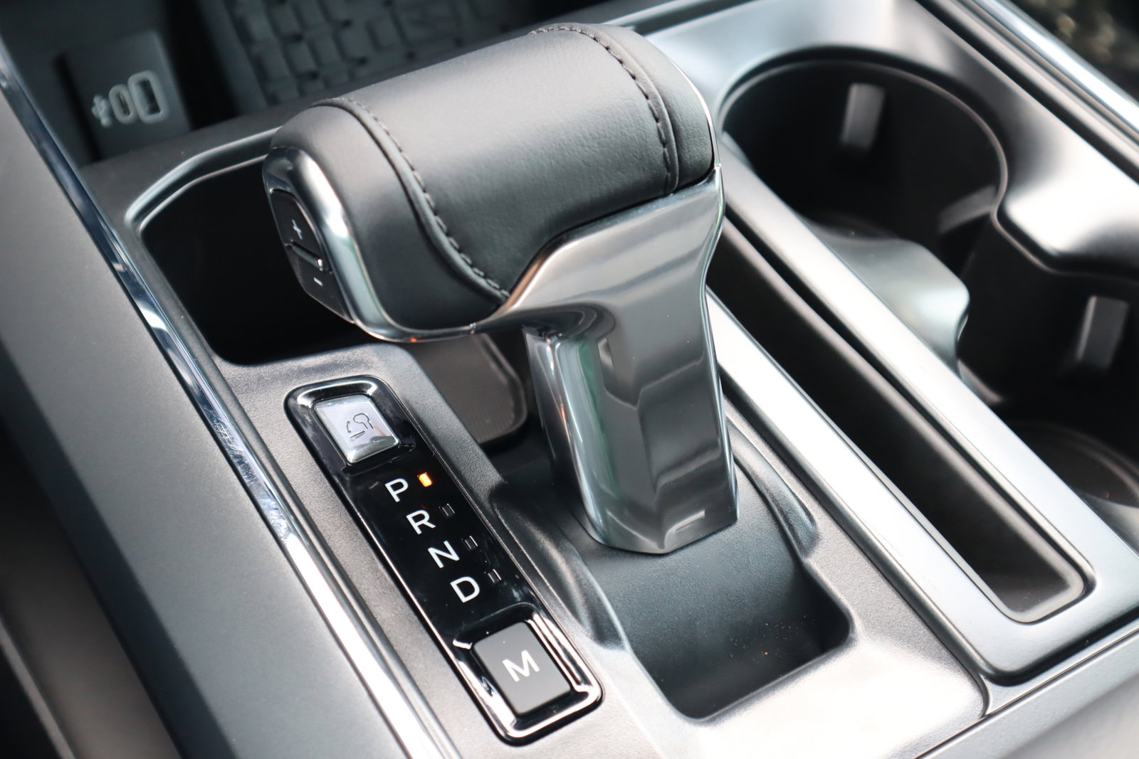 New 2025 Ford F150 Lariat w/ Equipment Group 502A High image 32