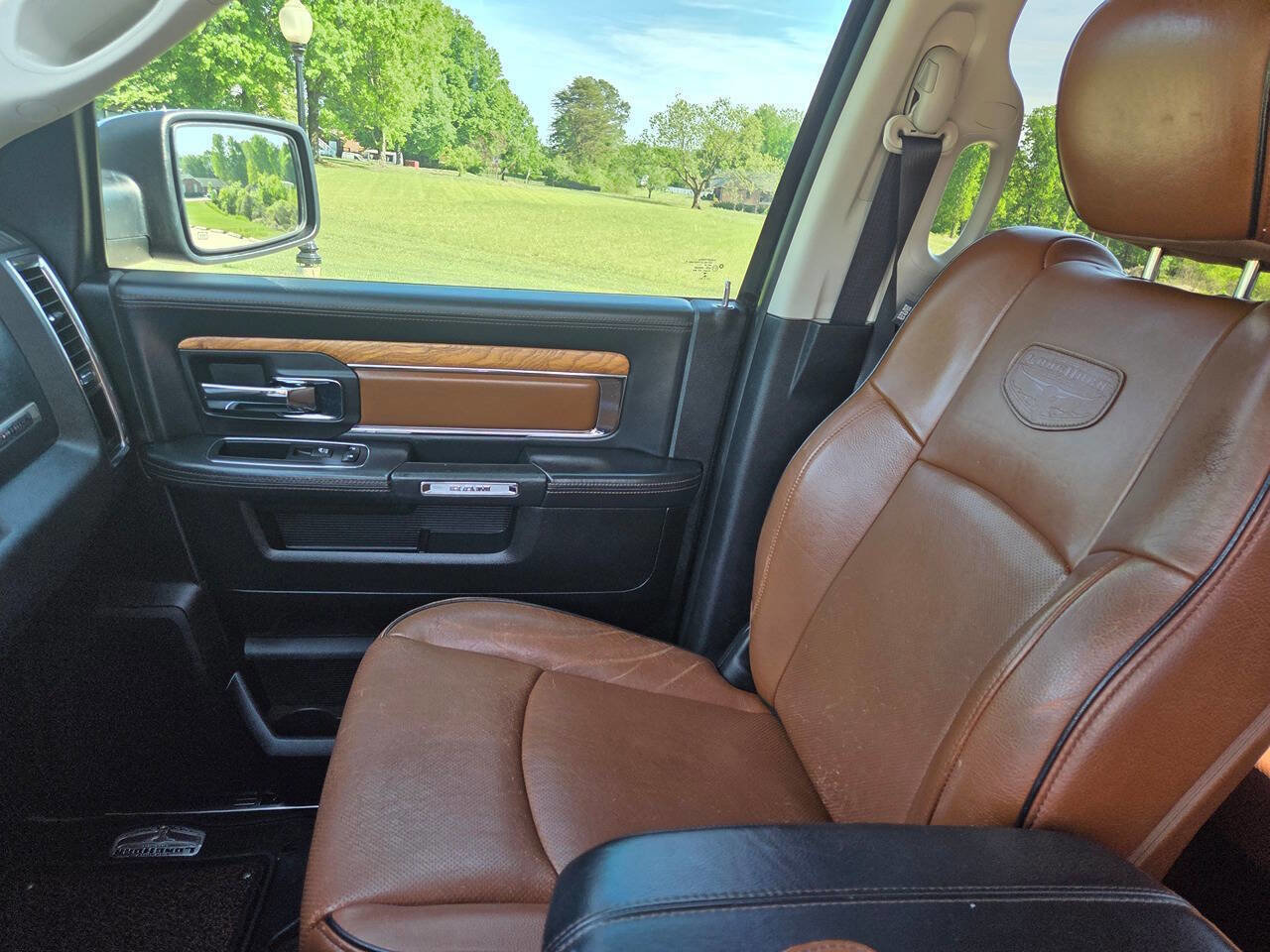 Used 2017 RAM 2500 Longhorn AWD/4WD image 12