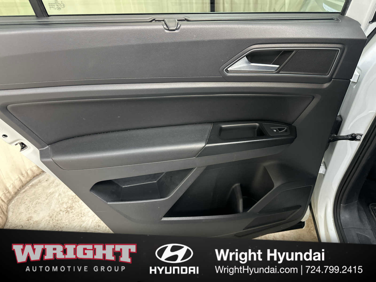 Used 2019 Volkswagen Atlas SE w/ Panoramic Sunroof Package image 12