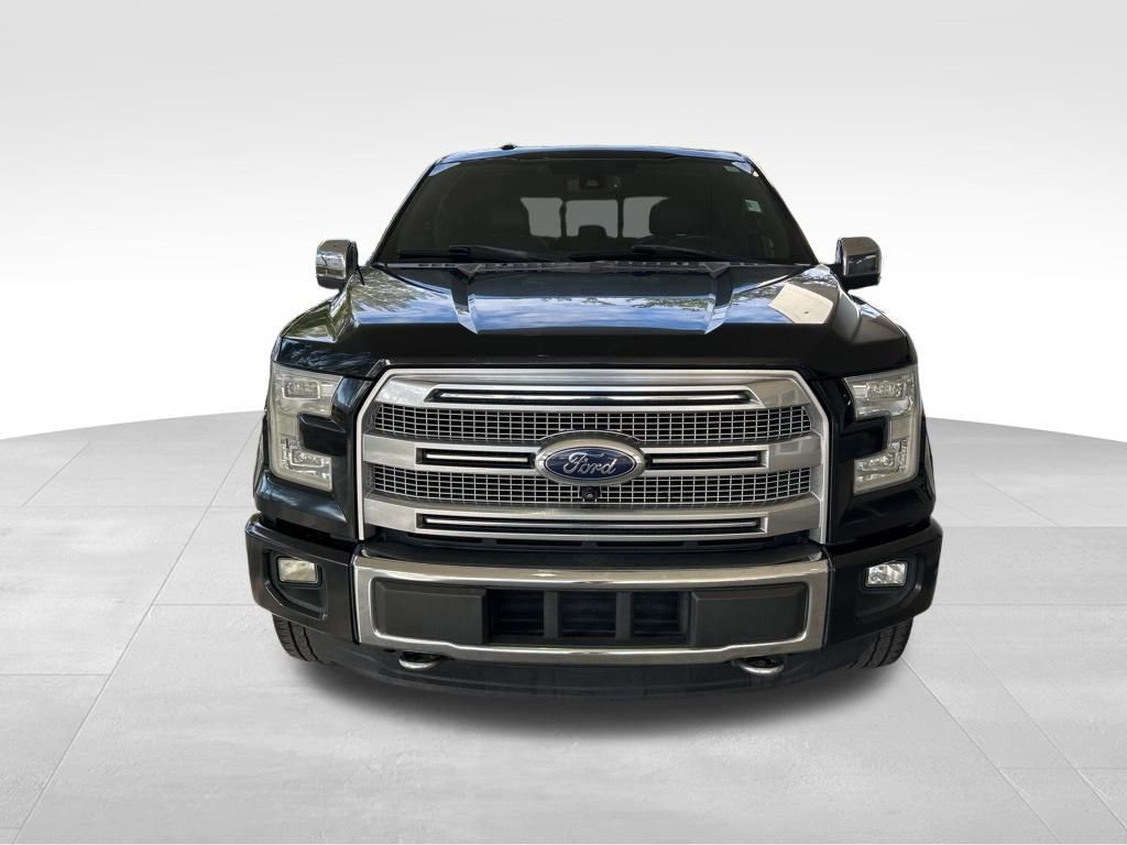 Used 2015 Ford F150 Platinum w/ Equipment Group 701A Luxury image 15
