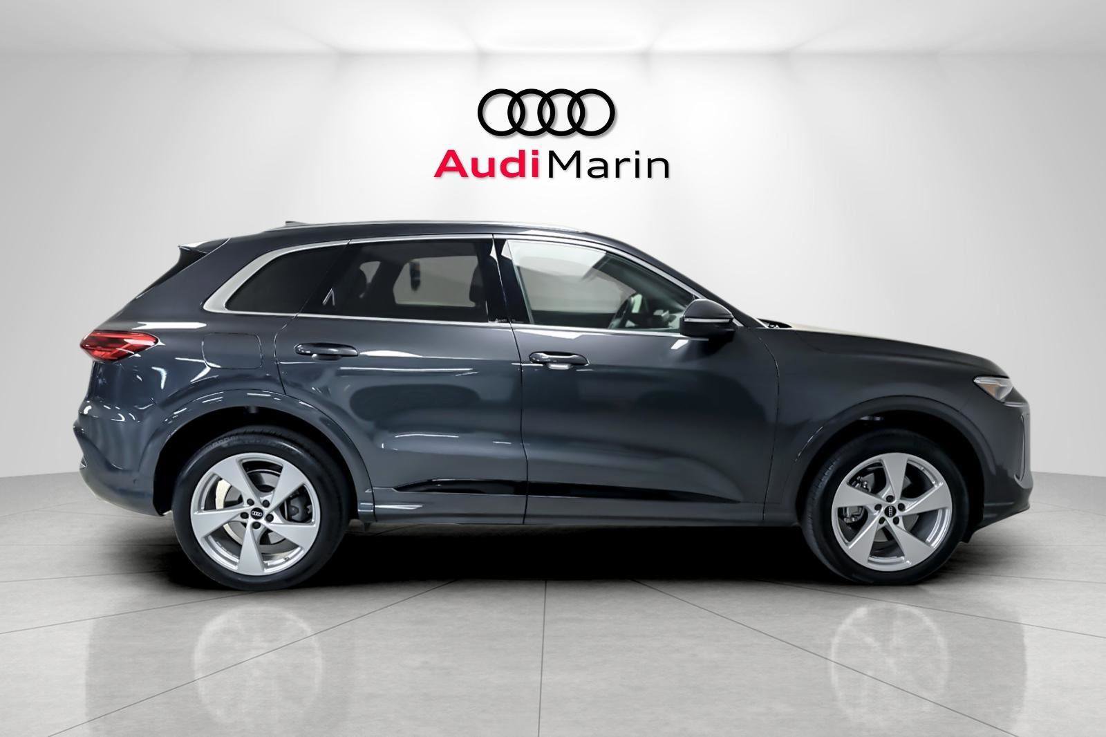Used 2025 Audi Q5 Premium Plus w/ Premium Plus image 6