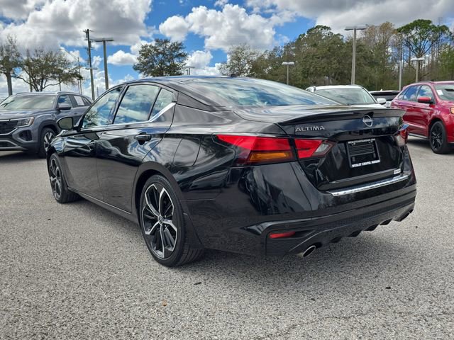 Certified 2023 Nissan Altima 2.5 SR w/ SR Premium Package image 6