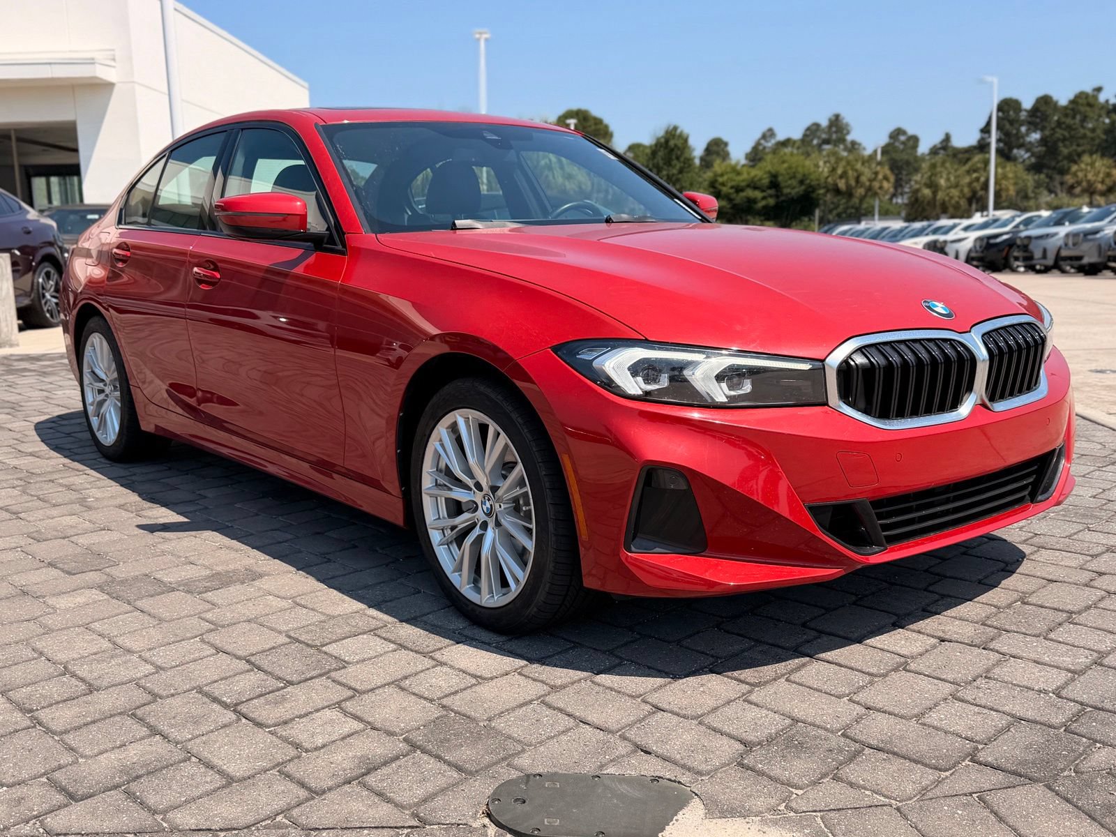Used 2023 BMW 330i Sedan w/ Driving Assistance Package RWD image 7
