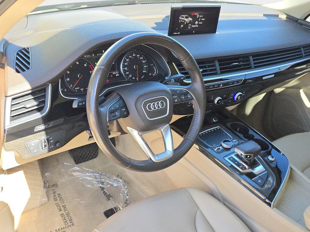 Used 2018 Audi Q7 3.0T Premium AWD/4WD image 20