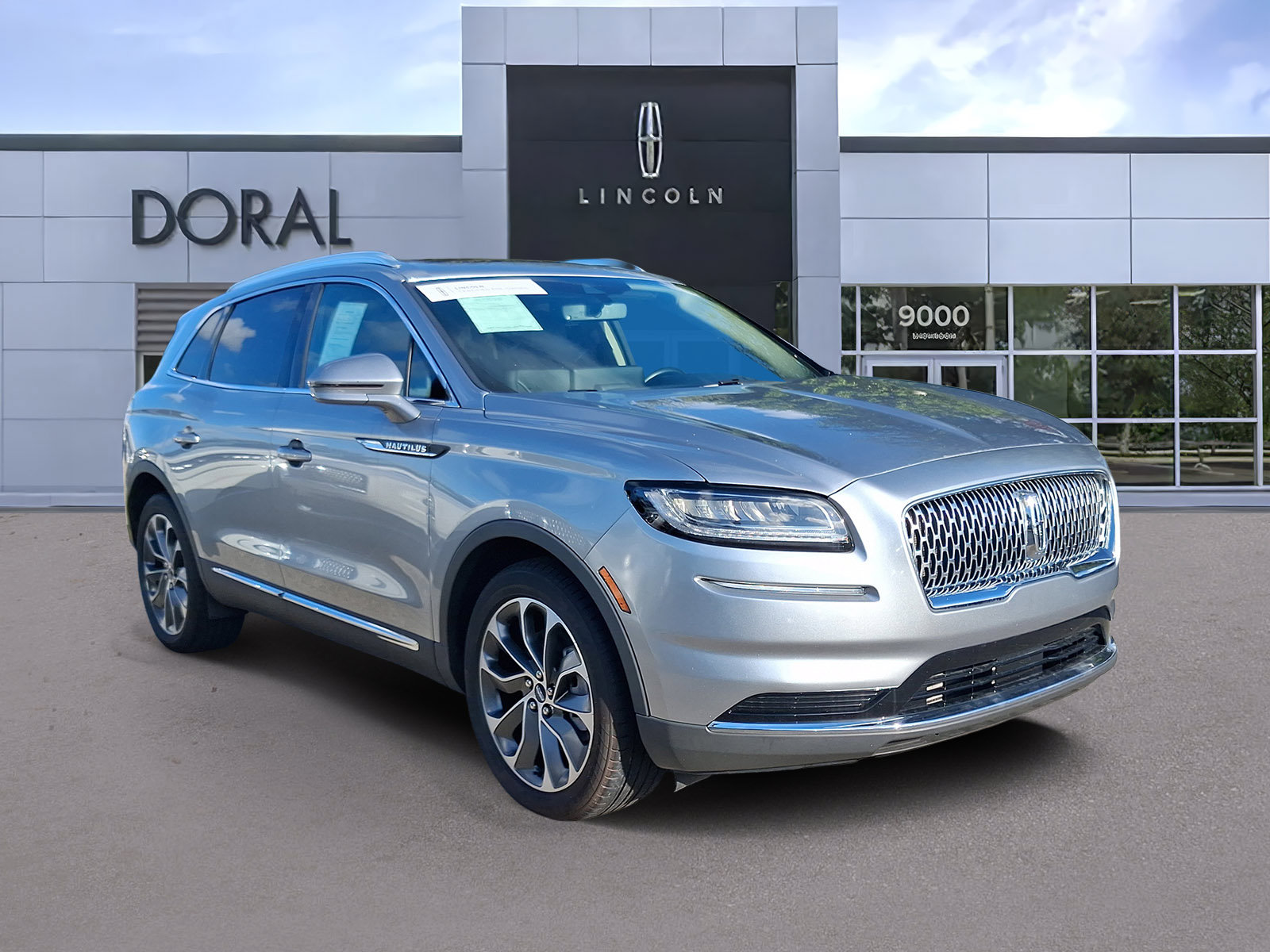 Certified 2023 Lincoln Nautilus Reserve w/ Class II Trailer Tow Package FWD image 1