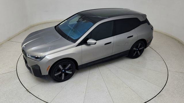 Used 2024 BMW iX xDrive50 w/ Premium Package image 76