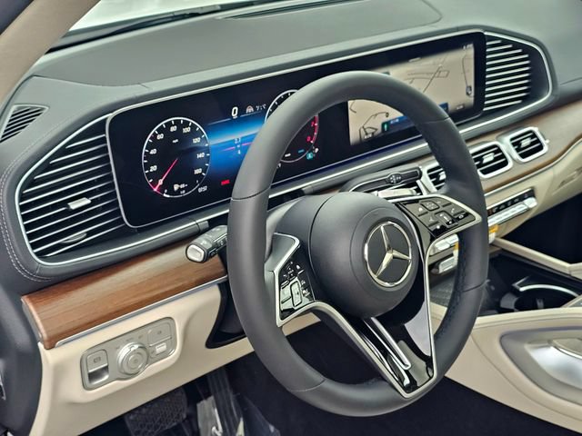 New 2026 Mercedes-Benz GLS 450 4MATIC image 14
